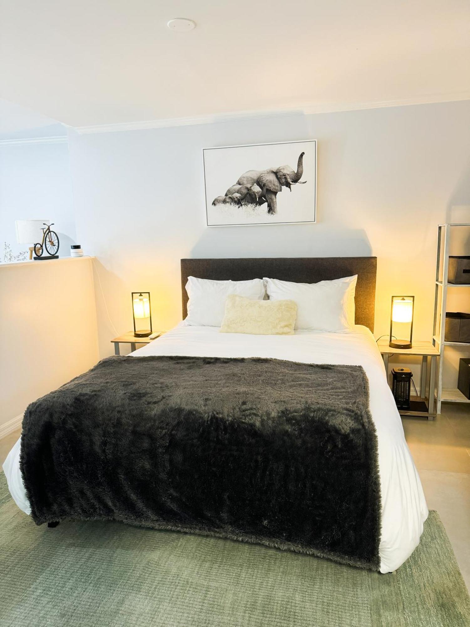 Studio, 100 Feet From The Beach Nassau Bagian luar foto