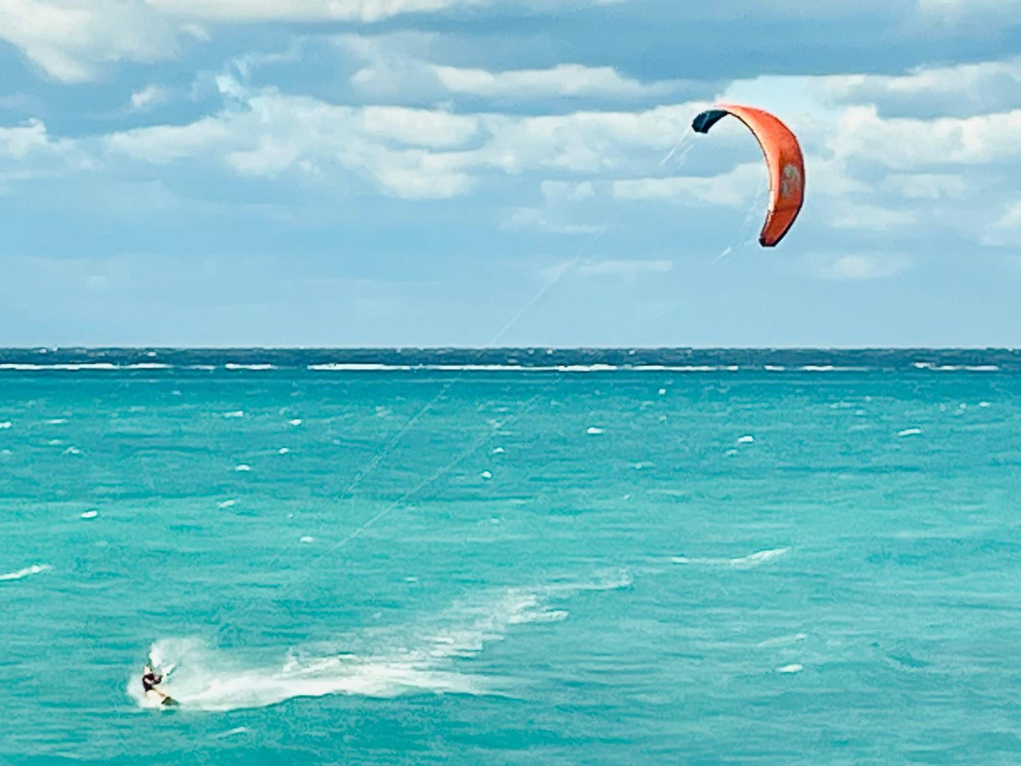 Studio, 100 Feet From The Beach Nassau Bagian luar foto